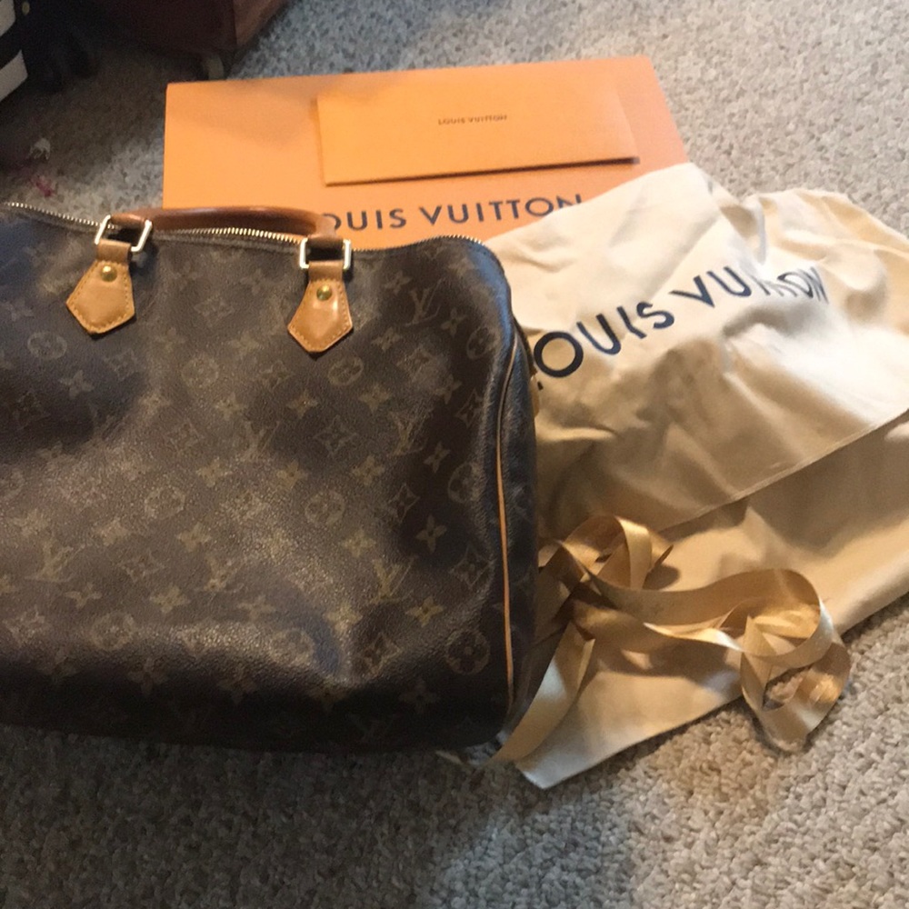 Louis Vuitton Speedy 35 Canvas EUC
